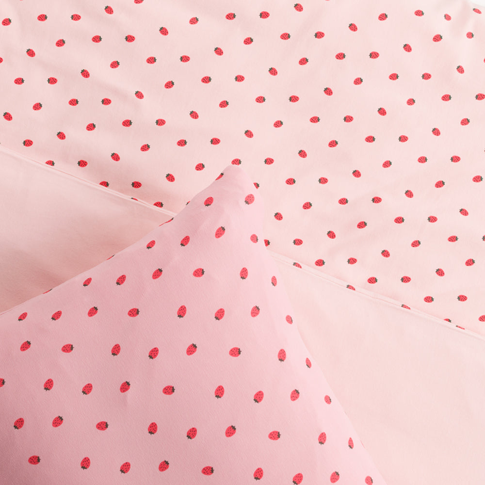 Organic Cotton Pillowcase - Blush Strawberries
