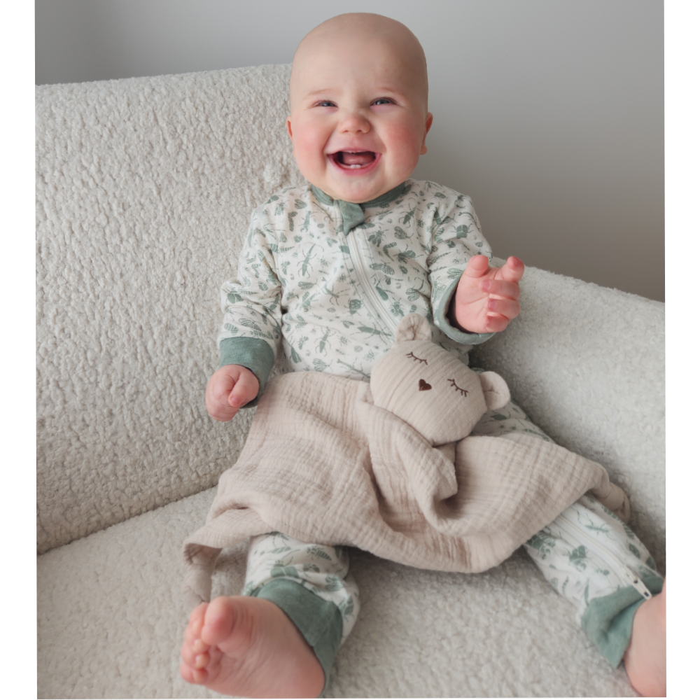 Sleepy Bear Muslin Comforter - Oat
