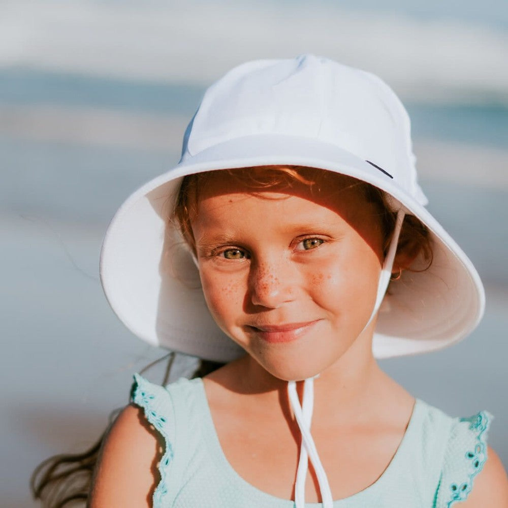 Swim Ponytail Bucket Sun Hat - White