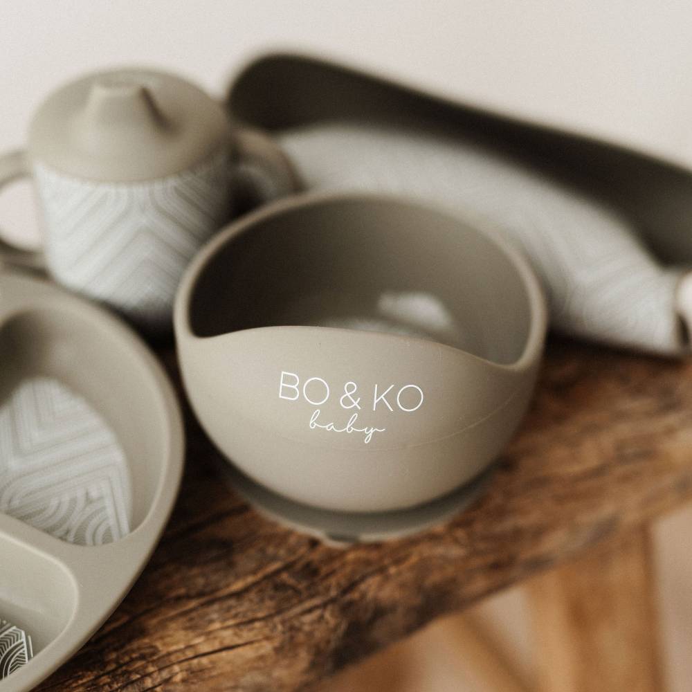 Feeding Essentials Set - Khaki