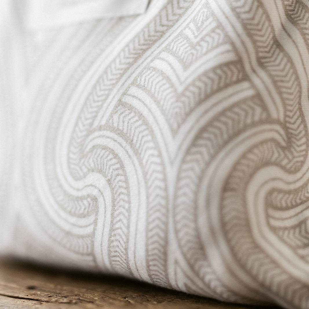 Bo & Ko Fitted Sheet - Piko Pakati Grey