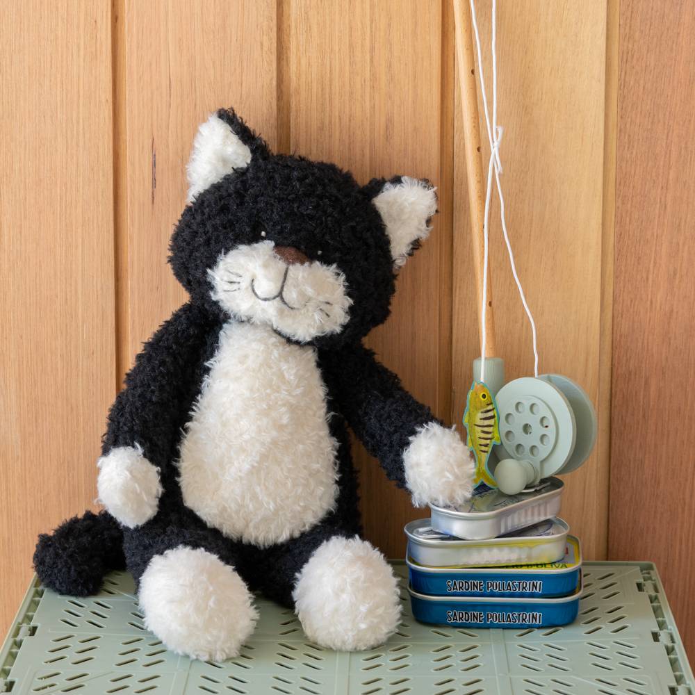 Checkers the Cat - Black