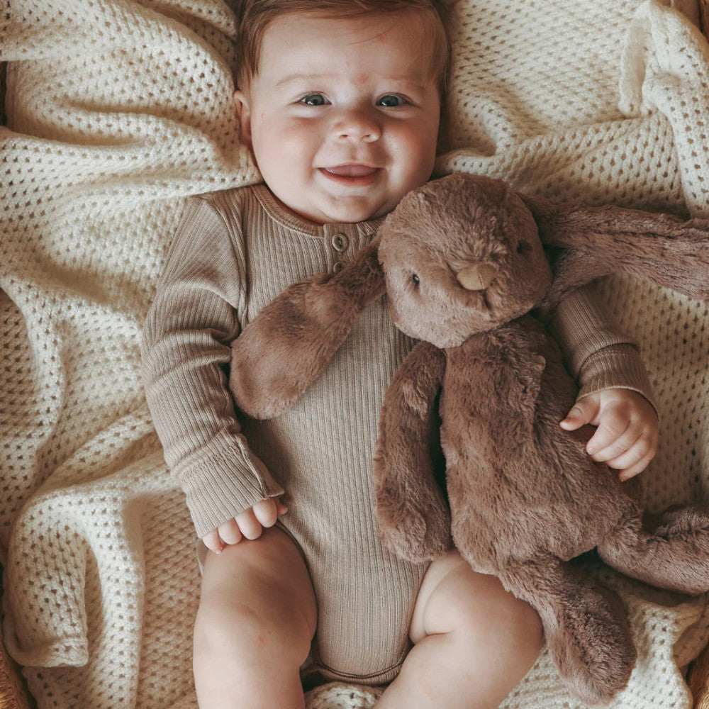 Snuggle Bunnies - Penelope the Bunny - Spice