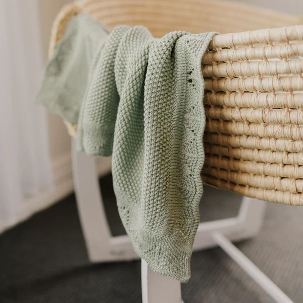 Scalloped Edge Heirloom Blanket - Pistachio