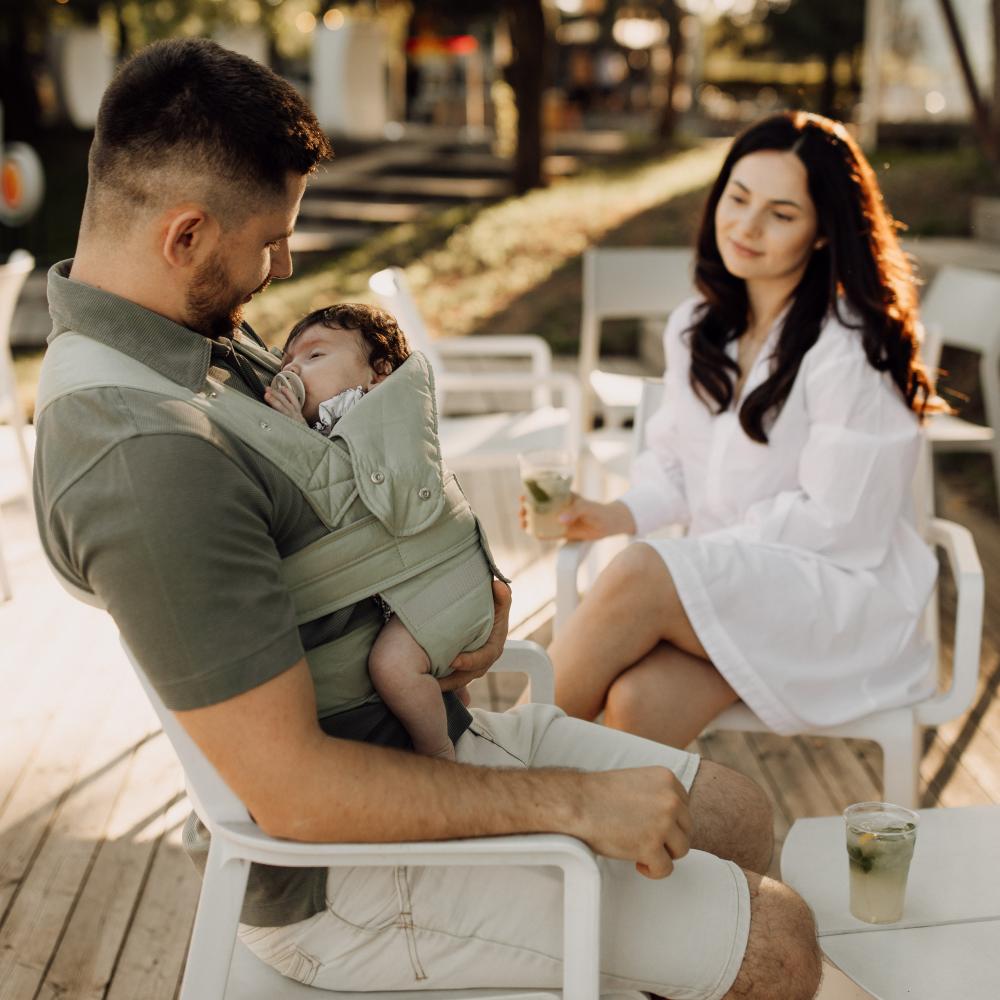 Breeze Baby Carrier - Pistachio