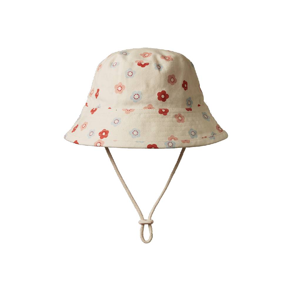 Cotton sunhat with a floral pattern on a white background. 