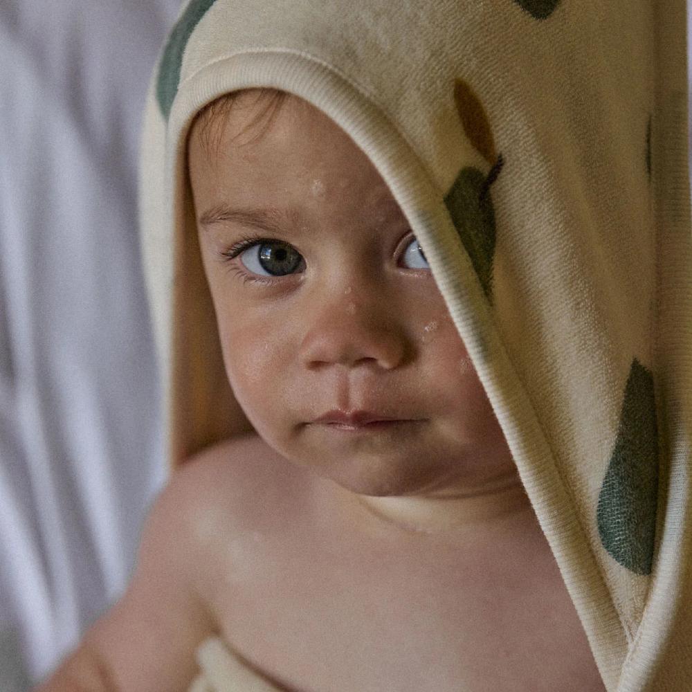 Organic Cotton Hooded Towel - Pear Print