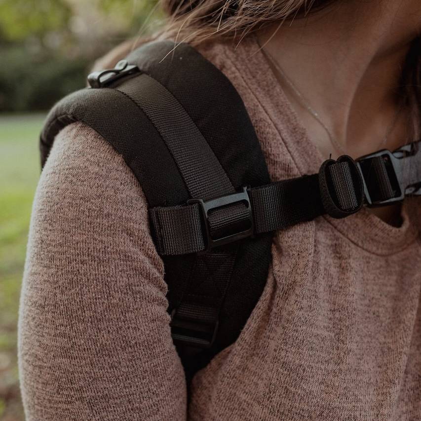 Switch Buckle Carrier - Raven