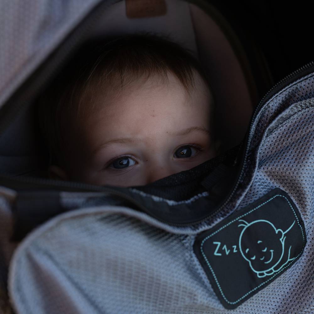 Buggy Sun & Sleep Shade - Plus Deluxe (snaps)