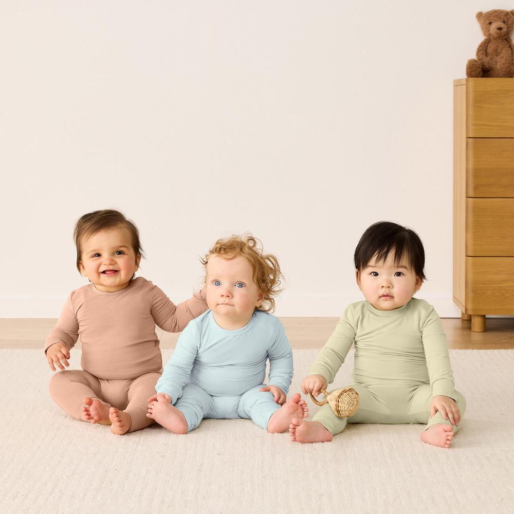 0.2 tog Stretch Base Long Sleeve Layer - Biscuit