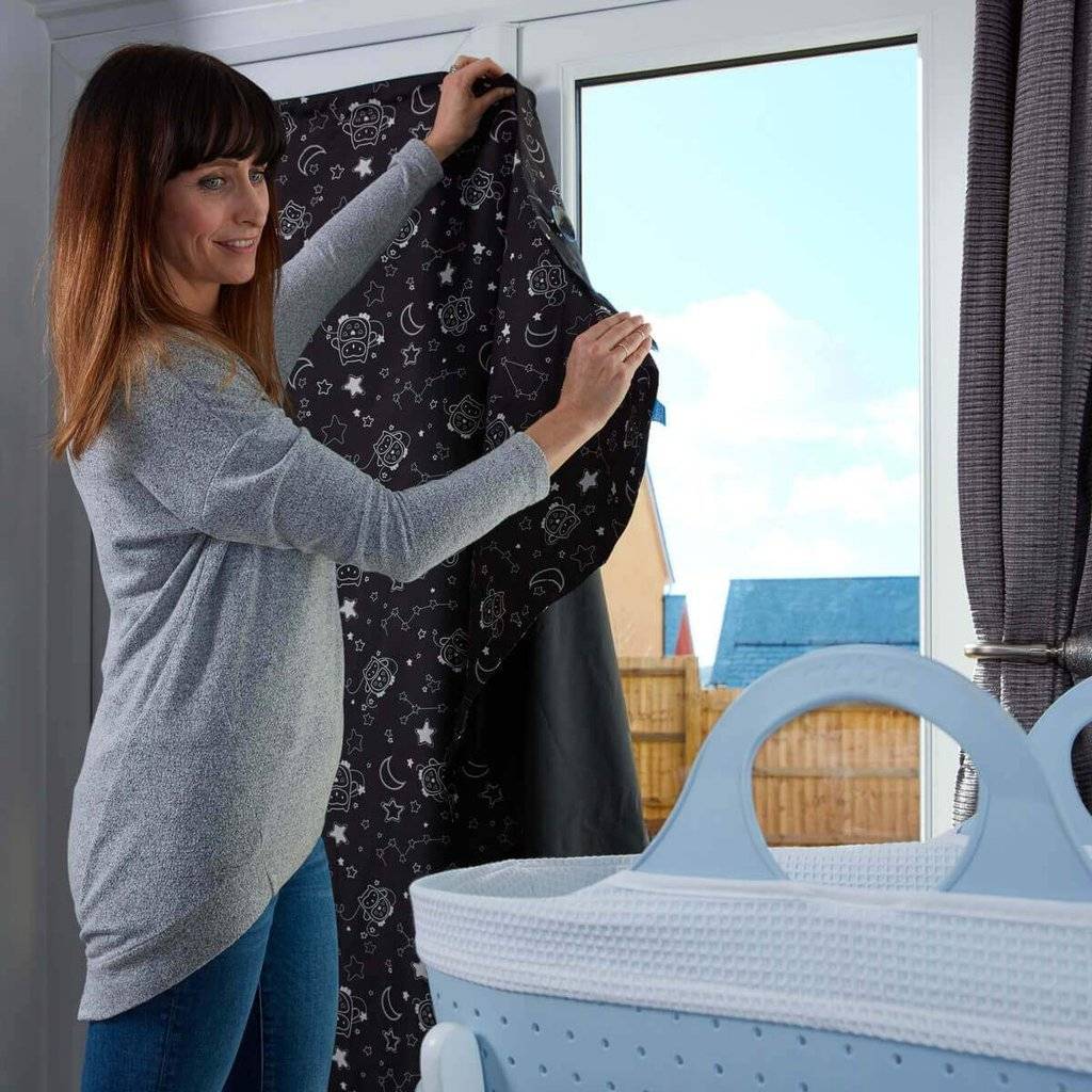 Sleeptight Portable Blackout Blind