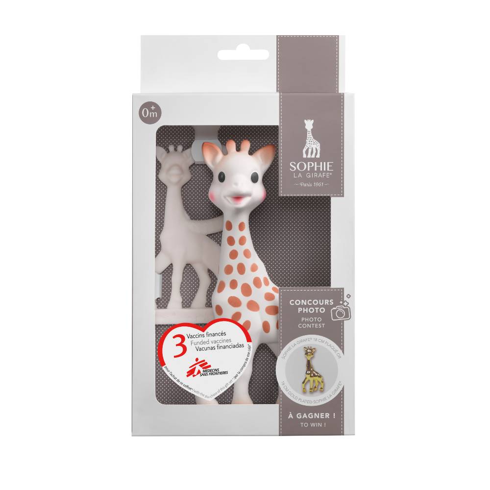 Sophie la Giraffe Award Gift Set in packaging. 