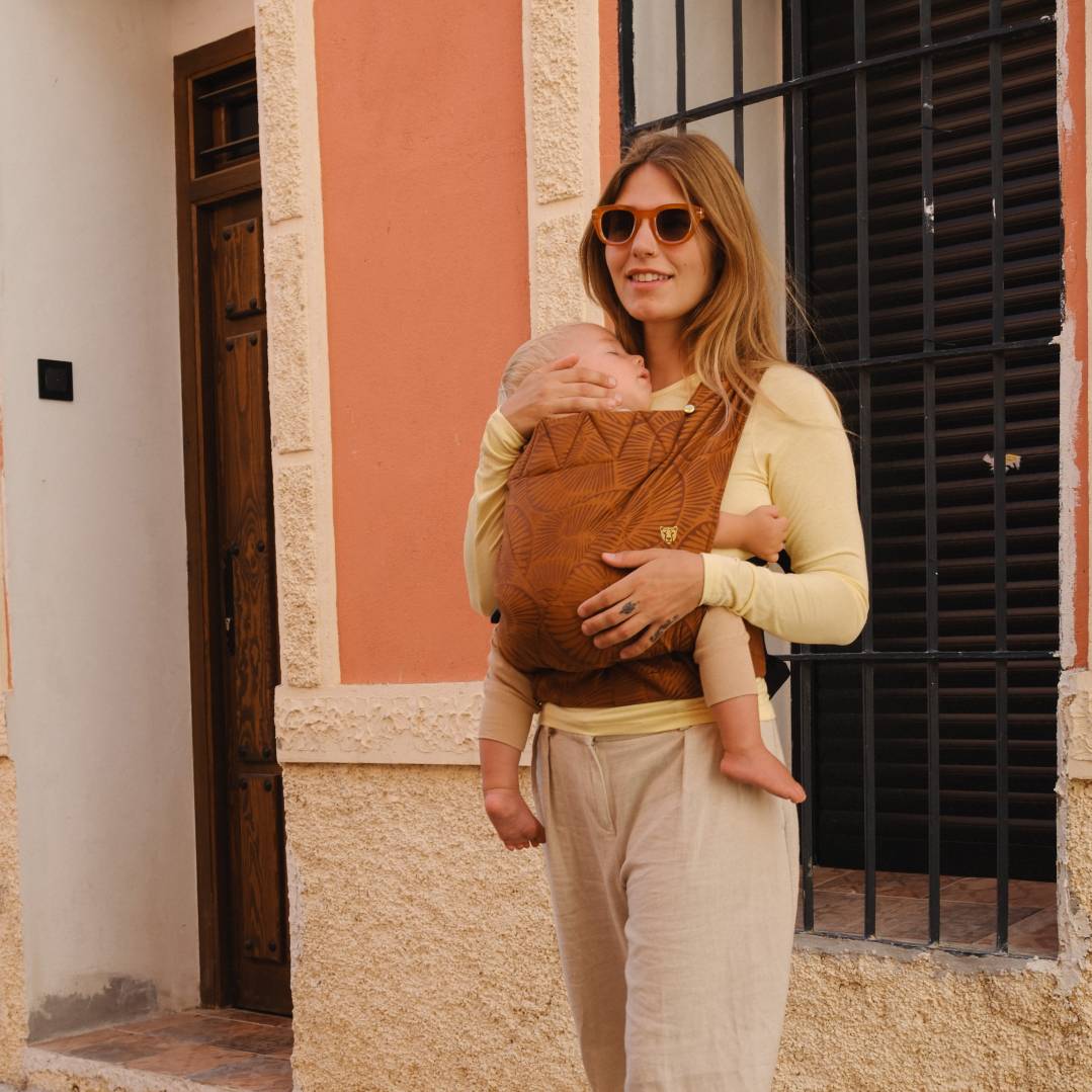Bowie Firstride Carrier - Brown Shell